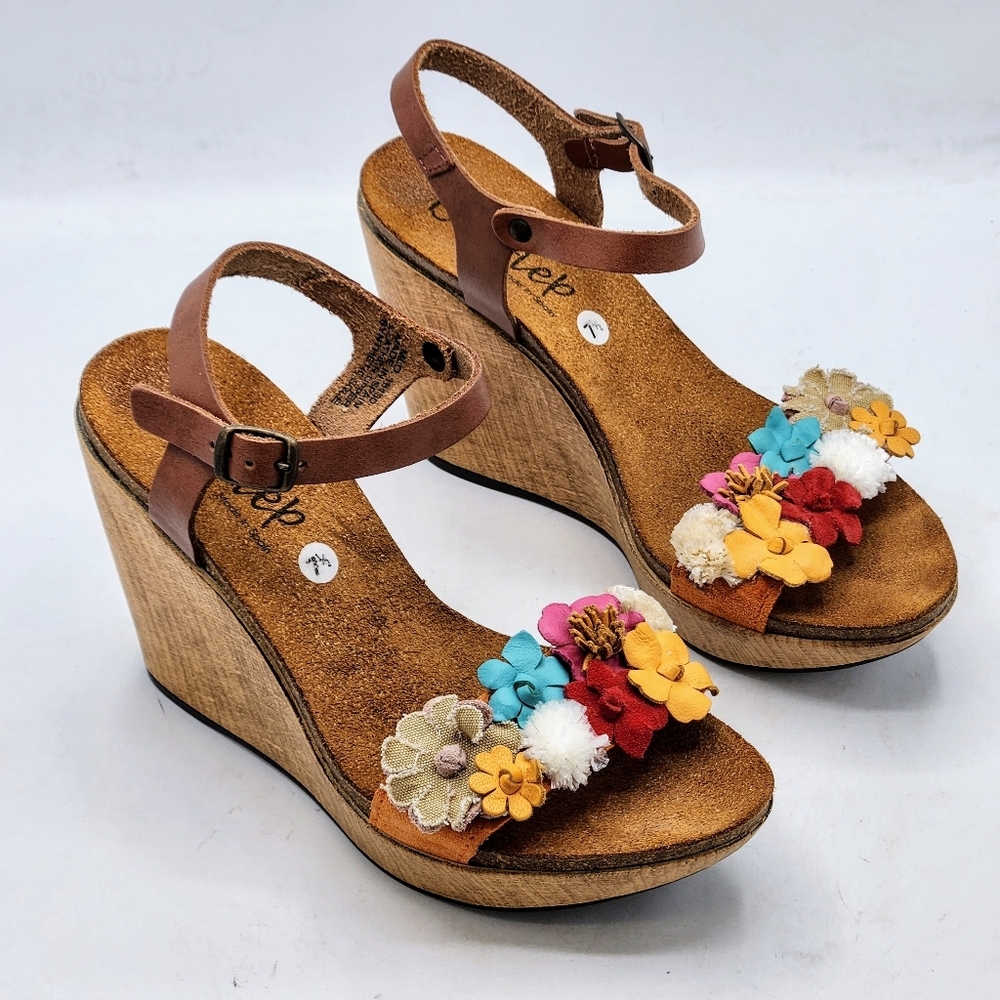 Floral Multi-Color Wedge Sandals - Women - Picture 3 of 16